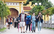 Doanh nghiệp du lịch "đón sóng" tăng trưởng từ thị trường Trung Quốc