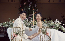 Hyun Bin-Son Ye Jin khoe hình kỷ niệm 1 năm ngày cưới, nhan sắc "mẹ 1 con" gây chú ý