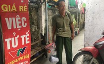 Vụ cháy ở Đê La Thành: Ông Hiệp "khùng" lên Phú Thọ thăm hỏi người nhà nạn nhân
