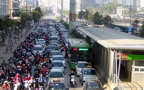Thí điểm cấm xe máy đường Nguyễn Trãi, Lê Văn Lương: Người dân sẽ đi đường nào?