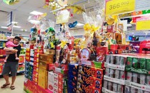 Thị trường bia, nước giải khát dịp áp Tết: Rầm rộ khuyến mãi, giảm giá