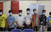 Tp.HCM: Bắt băng cướp nhí tấn công, cướp tài sản người đi đường