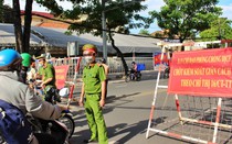 TPHCM: Không kiểm tra giấy xét nghiệm người dân ra đường có nhu cầu cần thiết