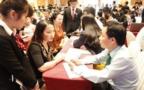 Vietcombank bán "hàng ế", 777 nhà đầu tư chớp thời cơ