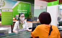 Nhận "bão" 1 sao sau khi Trấn Thành công bố sao kê, Vietcombank lên tiếng