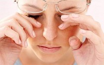 Bệnh khô mắt có thể khiến con người bị trầm cảm