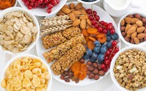 Cục An toàn thực phẩm khuyến cáo cách chọn bánh kẹo tránh ngộ độc dịp Tết