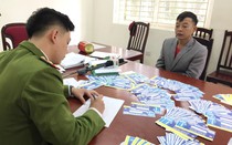 Bất ngờ với lời khai “in vé bóng đá giả 4.000 đồng/cặp, bán ra từ 1,5 đến 3 triệu đồng”