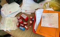 Bình Dương: Vạch trần thủ đoạn của 3 đối tượng làm giả hồ sơ xin việc