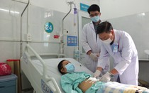 Phẫu thuật cấp cứu kịp thời bệnh nhân nuốt phải xương cá hiếm gặp