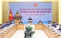 Thủ tướng: Làm rõ nguyên nhân du lịch Việt Nam "đi trước về chậm"