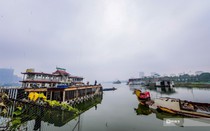 Khôi phục tàu du lịch trên hồ Tây: Vấn đề lớn nhất là môi trường
