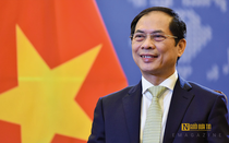 [E] Ngoại giao đồng hành cùng khát vọng đất nước
