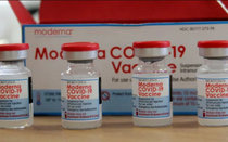 Moderna sẽ sản xuất vắc-xin 3 trong 1 phòng virus hô hấp, bao gồm Covid-19
