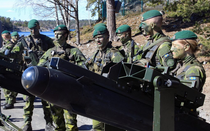 NATO đối trọng với Nga ra sao sau khi kết nạp Thụy Điển và Phần Lan?