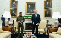 Đến Mỹ, ông Zelensky thu về cả viện trợ quân sự và sự hoài nghi