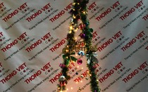 Đón Noel với cây thông lắp ráp “siêu độc” chỉ có giá vài chục nghìn