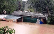 Cận cảnh vùng rốn lũ Hương Khê – Hà Tĩnh chìm ngập trong biển nước