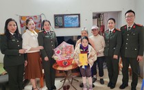Hội phụ nữ Công an Thanh Hóa “mẹ đỡ đầu” nâng bước mảnh đời bất hạnh