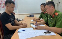 Ly kỳ bắt đối tượng nguy hiểm trốn nã vẫn đi đòi nợ thuê, bảo kê