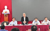 Giám sát 12 du khách lưu trú tại Huế đi cùng chuyến bay với cô gái nhiễm Covid-19 ở Hà Nội