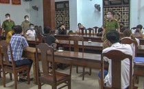 Xử phạt quán karaoke mở cửa trong mùa dịch để hàng chục khách vào "chơi" ma tuý