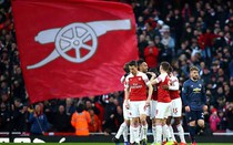 Pháo thủ rền vang, Arsenal hạ gục MU ngay trên sân nhà Emirates