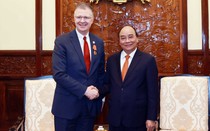 Đại sứ Mỹ chuyển thư chúc mừng của Tổng thống Biden tới Chủ tịch nước Nguyễn Xuân Phúc