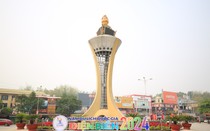 Đường phố Điện Biên rực rỡ cờ hoa chào mừng Năm Du lịch quốc gia