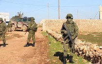 Chiến sự Syria: Idlib “nóng” trở lại, hàng trăm binh sĩ Nga có mặt ở phía bắc Syria?