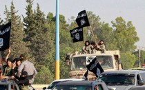 Chiến sự Syria: IS bất ngờ trỗi dậy, ồ ạt tấn công giành đất của quân đội Syria nhưng thất bại cay đắng