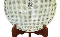 Đĩa gồm 1.000 chữ Long viết bằng thư pháp của Gốm Chu Đậu được vinh danh kỷ lục Guiness thế giới