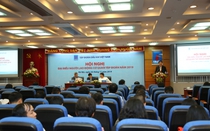 Tổng giám đốc PVN Lê Mạnh Hùng đối thoại với người lao động Cơ quan Tập đoàn năm 2019