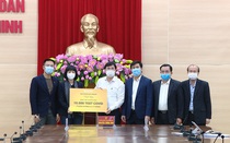 Quảng Ninh tiếp nhận 10.000 test xét nghiệm Covid-19 từ tập đoàn Sun Group