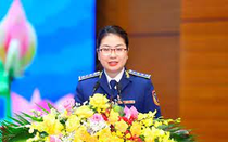 Lễ phục mùa đông của nữ sĩ quan, quân nhân chuyên nghiệp, học viên là sĩ quan và học viên đào tạo sĩ quan Cảnh sát biển Việt Nam được quy định như thế nào?