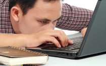 5 thói quen sai lầm hầu hết mọi người mắc phải mỗi sáng