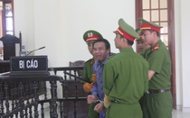 Phạm nhân giết bạn tù tố cáo bị quản giáo đầu độc lĩnh án chung thân