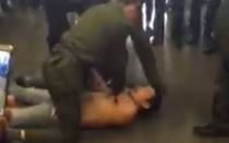 Xác định lý do hành khách bất ngờ 'thoát y' náo loạn sân bay Nội Bài