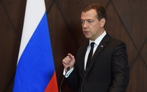 Medvedev: Nga tiếp tục bán vũ khí cho Azerbaijan và Armenia