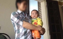 Lá thư lạ lùng cùng bé trai 6 tháng tuổi trong thùng giấy ở Nam Định