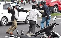 Em vợ kêu cứu, anh rể ra đòn lấy mạng khách 'mua vui'