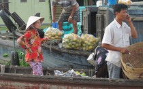 Thâm nhập chợ cổ nhất sông nước miền Tây