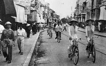 Ngắm nữ sinh trong tà áo dài thập niên 70