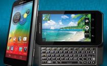 Motorola Photon Q giá 200 USD, bán ra ngày 19/8