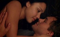 Luật sư và độc giả cùng "vào cuộc" vụ ngủ chung