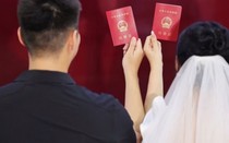 Cưới 11 tháng chưa cho động phòng, cô dâu bị tòa buộc trả lại sính lễ