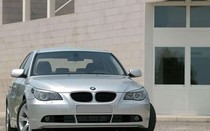 BMW 5-Series đời 2004 được rao bán chỉ 100 triệu đồng