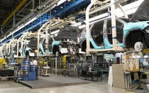 Rạn nứt trong đế chế chip Trung Quốc: Ngành ô tô Anh bên bờ tê liệt