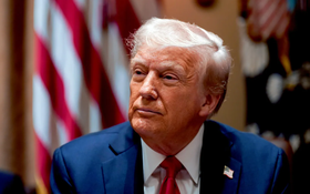 Ông Trump bỏ thuế quan “có đi có lại” với cà phê, thịt bò, trái cây nhiệt đới…