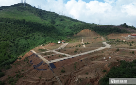 VIDEO: Cận cảnh nghĩa trang nằm vị trí “đẹp nhưng hiểm” trên đỉnh đèo ở Huế